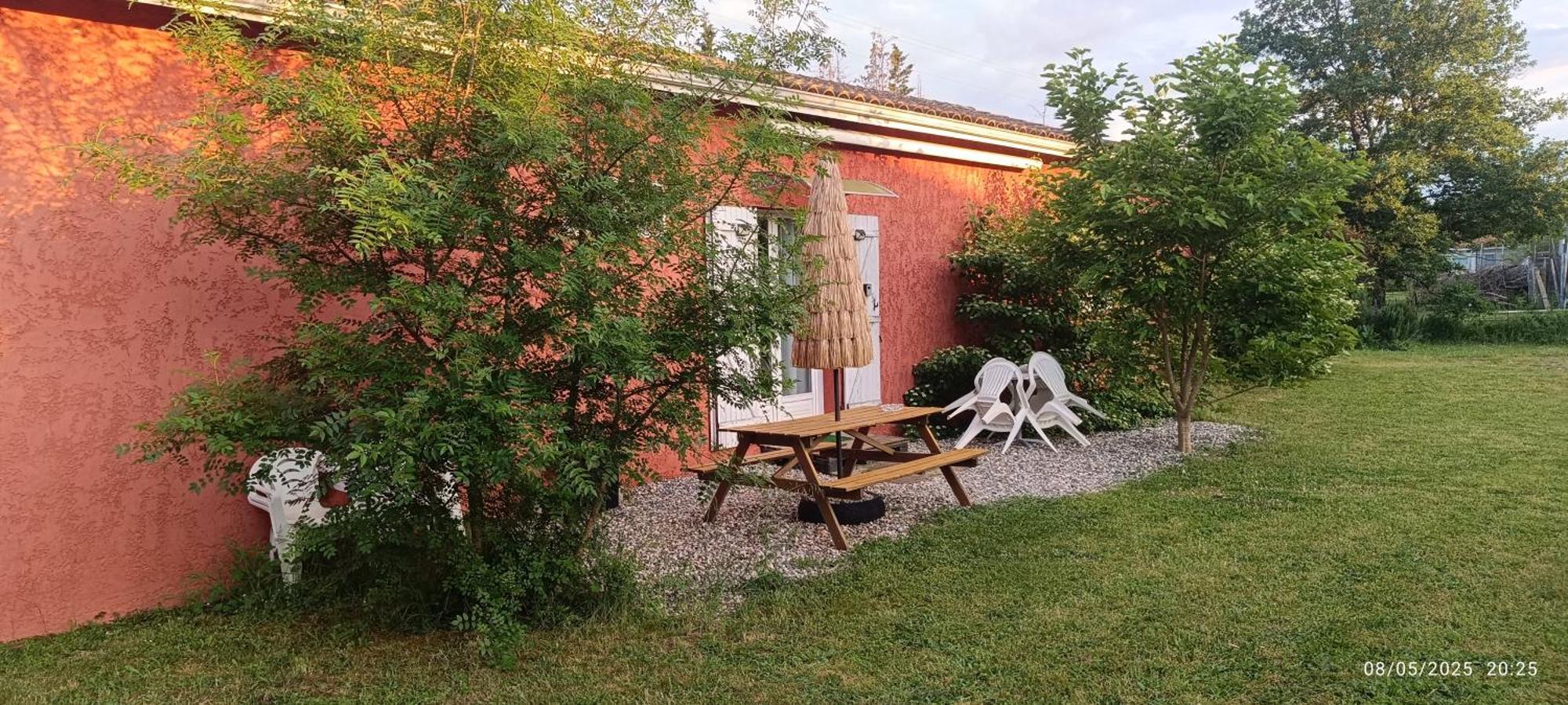Datcha La Charrette Lavaur  Dış mekan fotoğraf